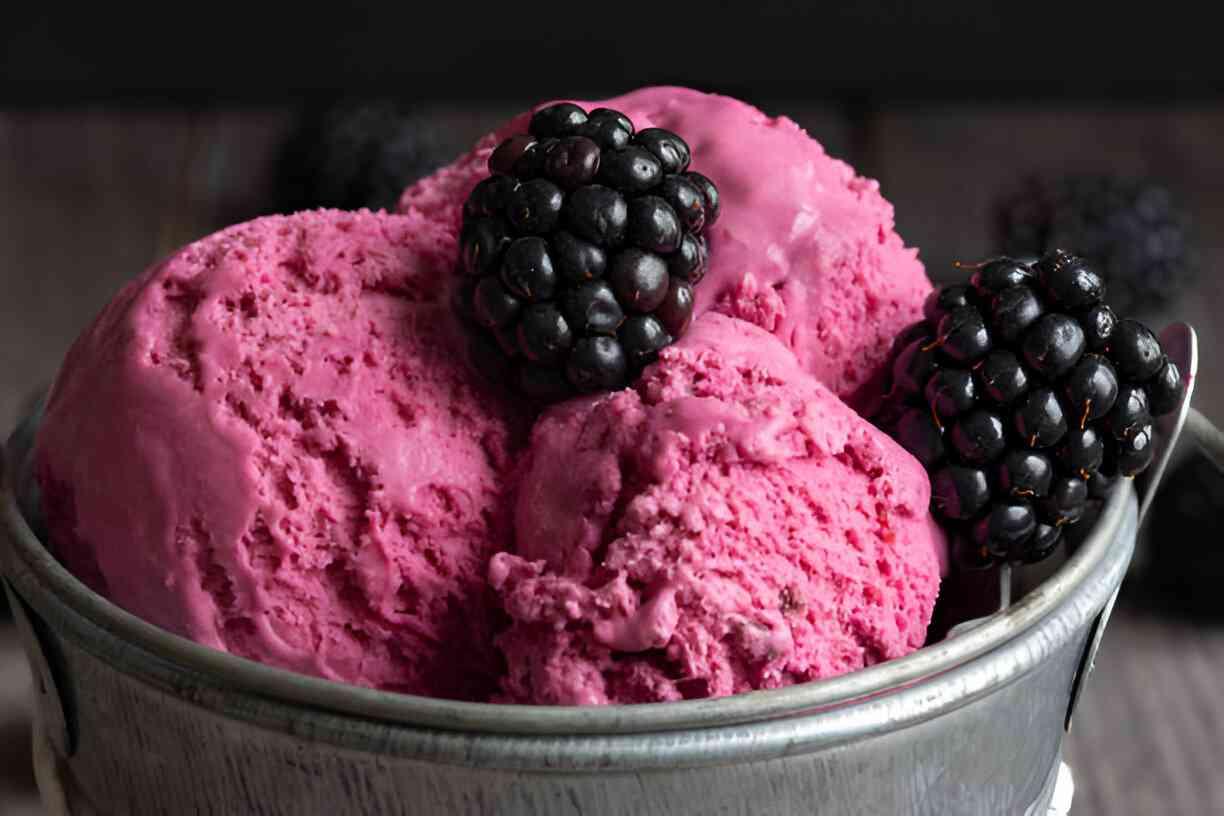 Boysenberry Ice Cream Recipe (Creamy, Fruity & Homemade)